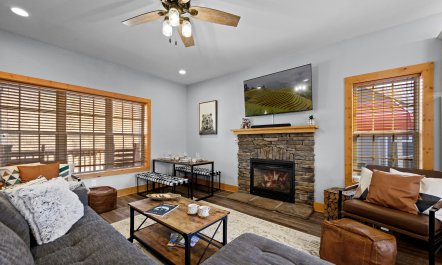 Roaring River Lodge 1