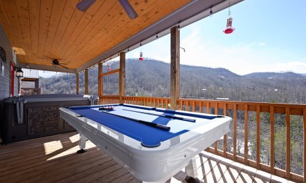 Roaring River Lodge