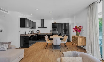 The Scent of Lemons 4