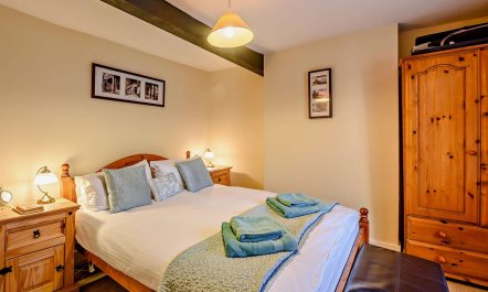 2 Bed in Arundel 9