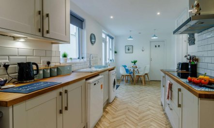 4 Bed in Brixham