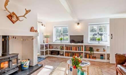 2 Bed in Walsingham 3
