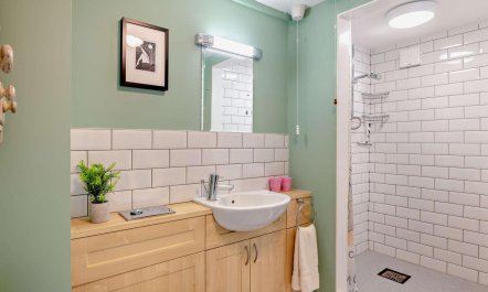 2 Bed in Walsingham 8