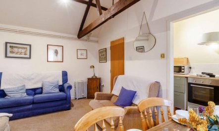 2 Bed in Abergavenny 3