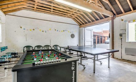 4 Bed in Colwyn Bay 2