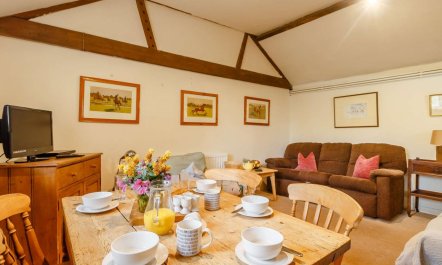 2 Bed in Abergavenny 3