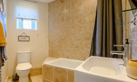 2 Bed in Crickhowell 9