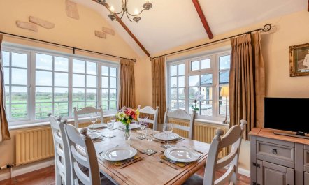 3 Bed in Lincoln 2