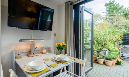 1 Bed in Christchurch 5