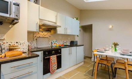 2 Bed in Richmond 9