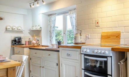 2 Bed in Exeter 5
