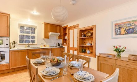 3 Bed in Tighnabruaich 3