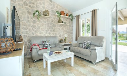 A Portrait of Pollen&ccedil;a 7