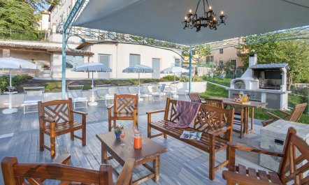 Sun-Kissed Green Heart 6