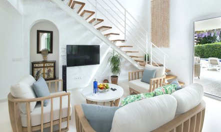 Life's Rich Pageant 5