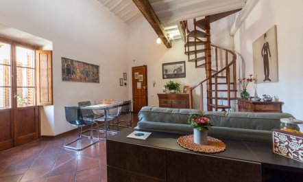 Florentine Holiday 5