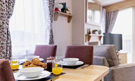 2 Bed in St. Andrews 4