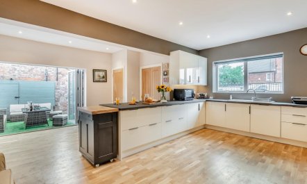 7 Bed in Bridlington 9