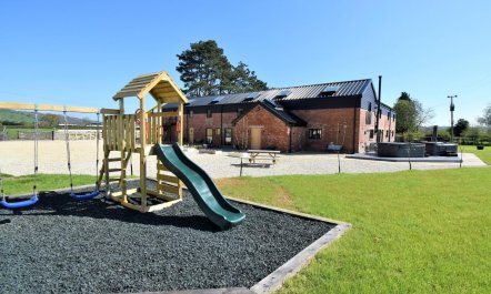 14 Bed in Welshpool 8