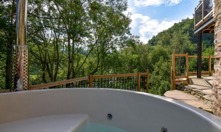 4 Bed in Llangollen 3
