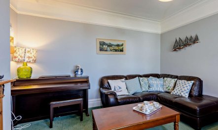 5 Bed in Aberdovey 7