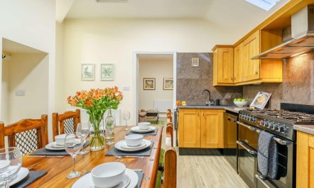 3 Bed in Whitby 7