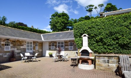 3 Bed in Whitby 1