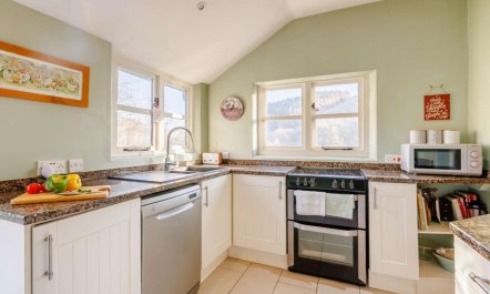 2 Bed in Llangollen 5