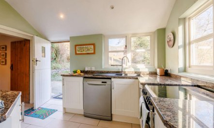 2 Bed in Llangollen 6