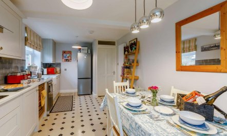 1 Bed in Whitby 4