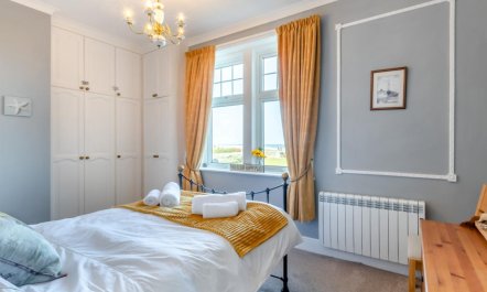 3 Bed in Seahouses 9