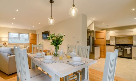 3 Bed in Haverfordwest 1