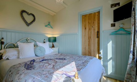 1 Bed in Camelford 3