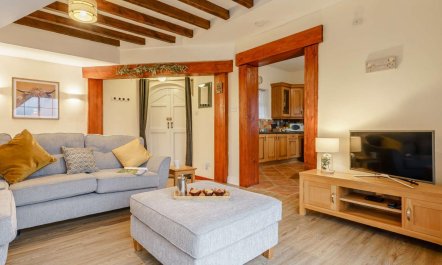 3 Bed in Whitby 6