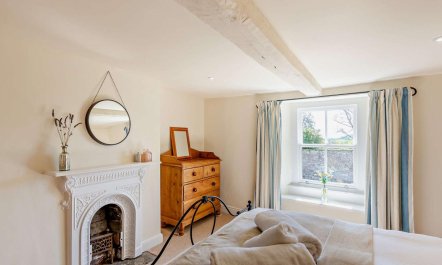 4 Bed in Grange-over-sands 5