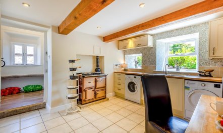 4 Bed in Grange-over-sands 8