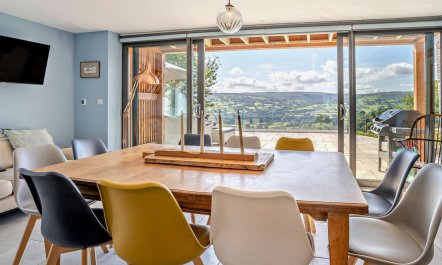 4 Bed in Brecon 6