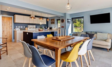 4 Bed in Brecon 8