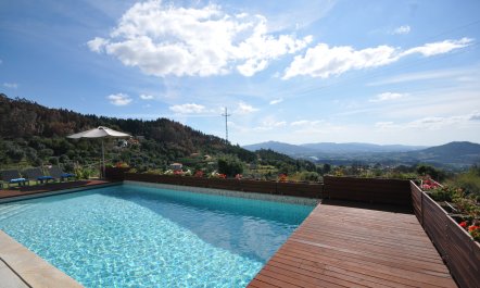 The Sunshine House in the Hills 1
