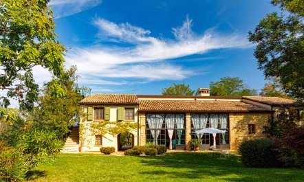 Emilia-Romagna Romance 1