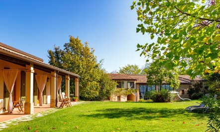 Emilia-Romagna Romance 2