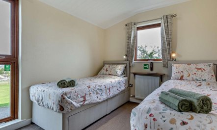 2 Bed in Sowerby Bridge 9
