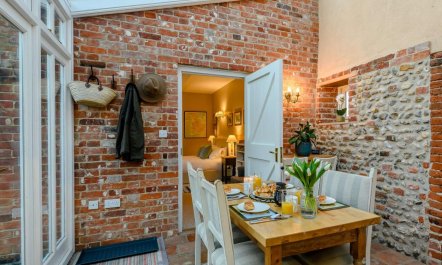 1 Bed in Melton Constable 3