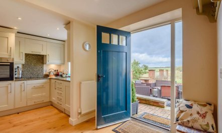 2 Bed in Newark 2