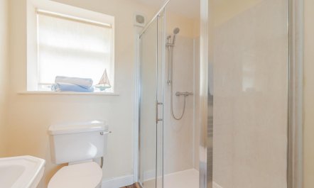 2 Bed in Newark 9