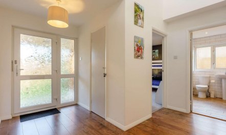 4 Bed in Freshwater 8