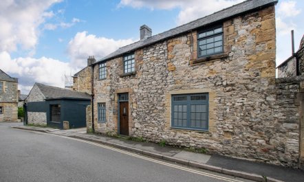 2 Bed in Bakewell 1