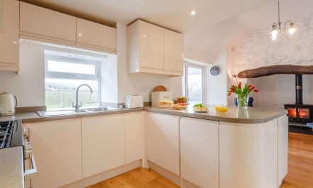 3 Bed in Caernarfon 7