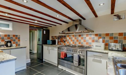 4 Bed in Callington 9