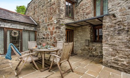 4 Bed in Callington 5